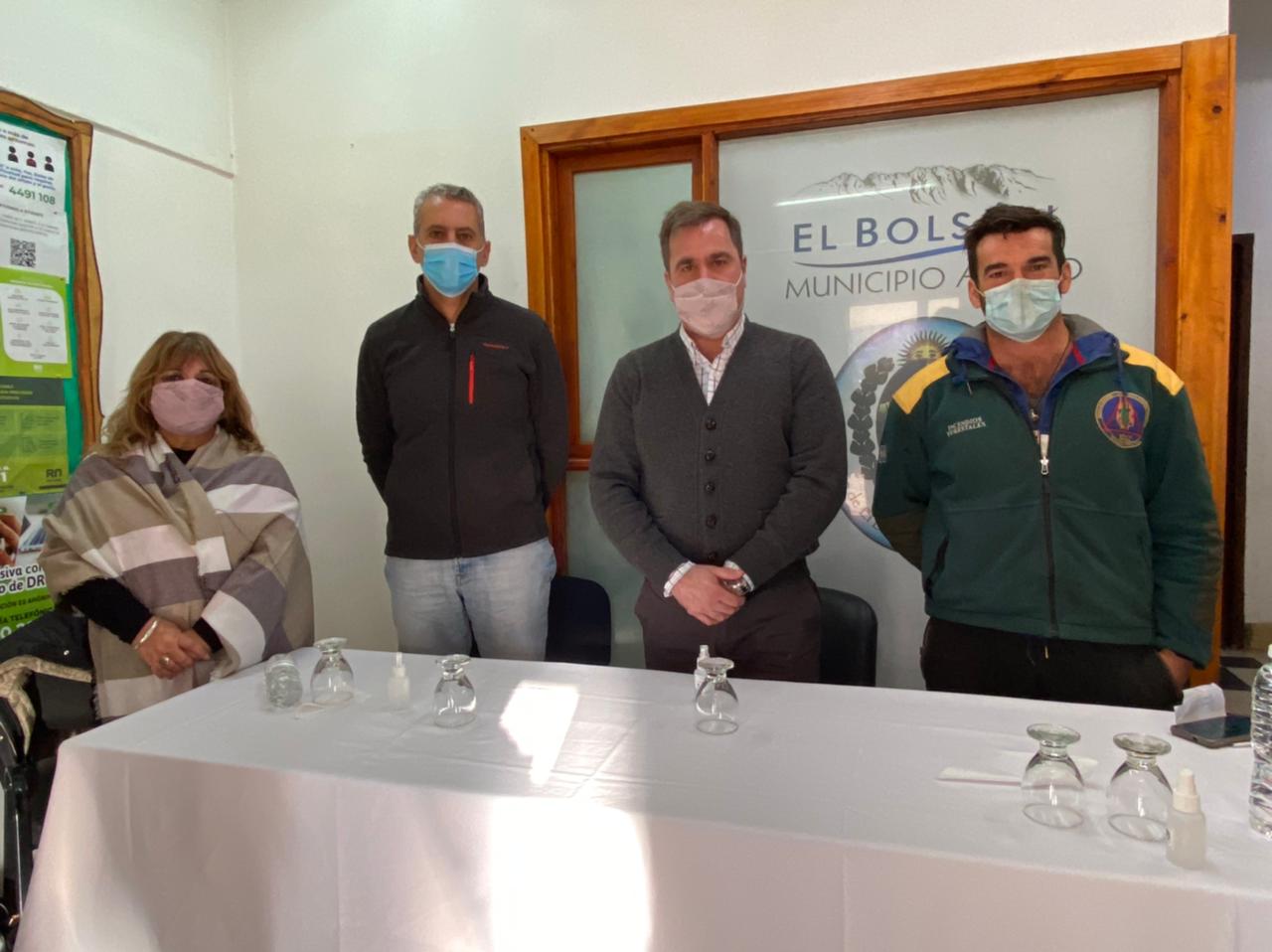 EL BOLSÓN: BANACLOY REALIZÓ ANUNCIOS MILLONARIOS PARA VECINOS DE CUESTA DEL TERNERO