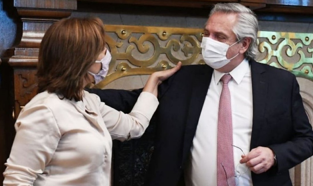 El Presidente Fernández llamó a la Gobernadora Carreras por la situación en la región Andina