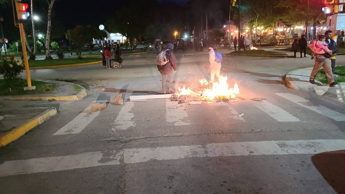 Pogliano señaló a la titular del INAI como una de las responsables de la violencia en El Bolsón