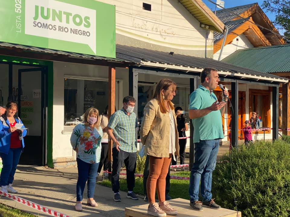 El Bolsón: Mechi visitó la localidad andina en campaña