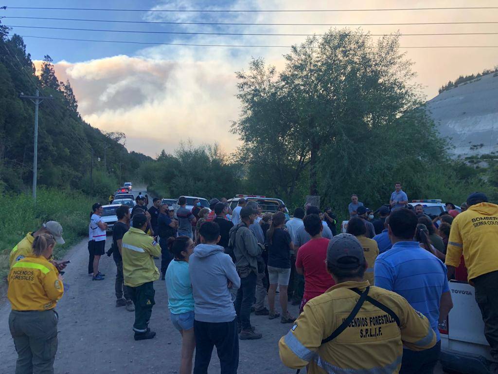 vecinos reclaman Gentileza B2000