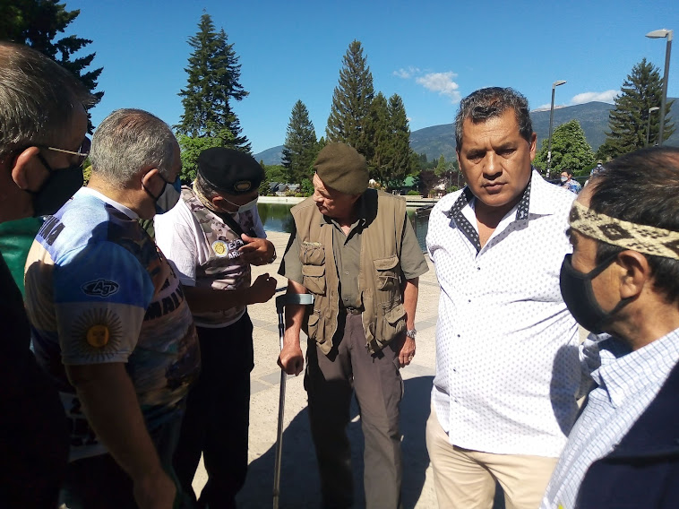 El Bolsón: Organizaciones sociales y sindicales repudiaron la presencia del exlíder carapintada Aldo Rico