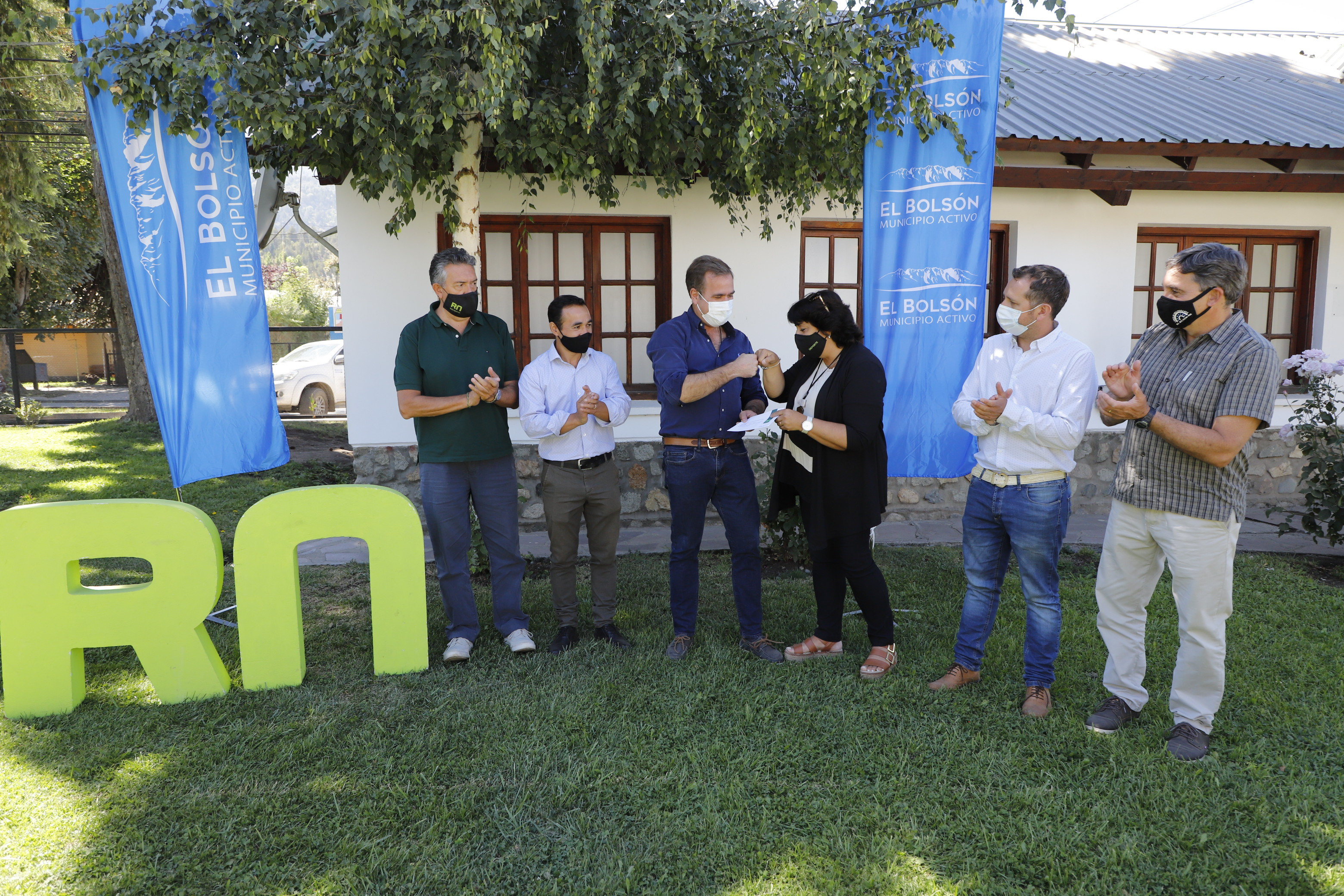 El Bolsón: Provincia solventará gastos en la  reconstruir del centro de informes turísticos vandalizados