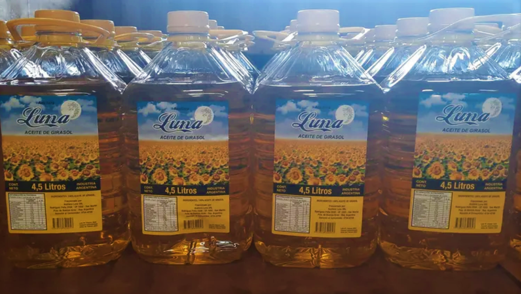 La Anmat prohibió la producción y venta del aceite de girasol Luna