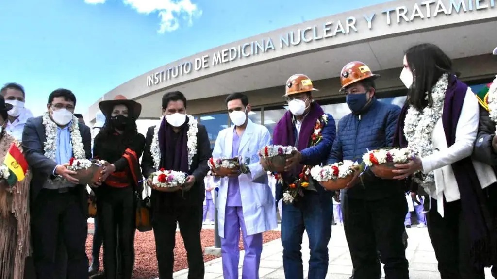 Funciona en Bolivia el Centro de Medicina Nuclear y Radioterapia construido por INVAP