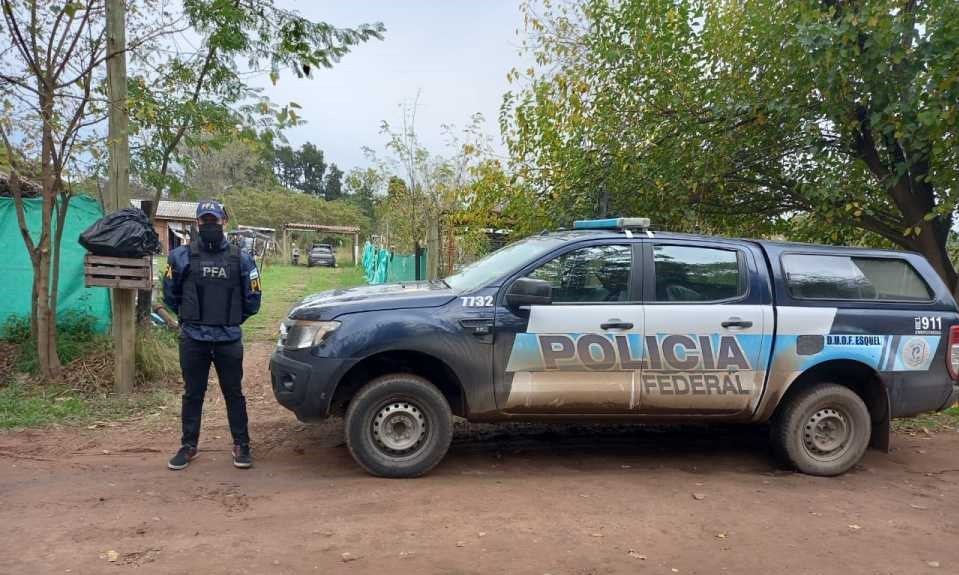 Ciberestafa: Policía de Chubut detuvo en Lago Puelo un individuo y realizó allanamientos en Buenos Aires
