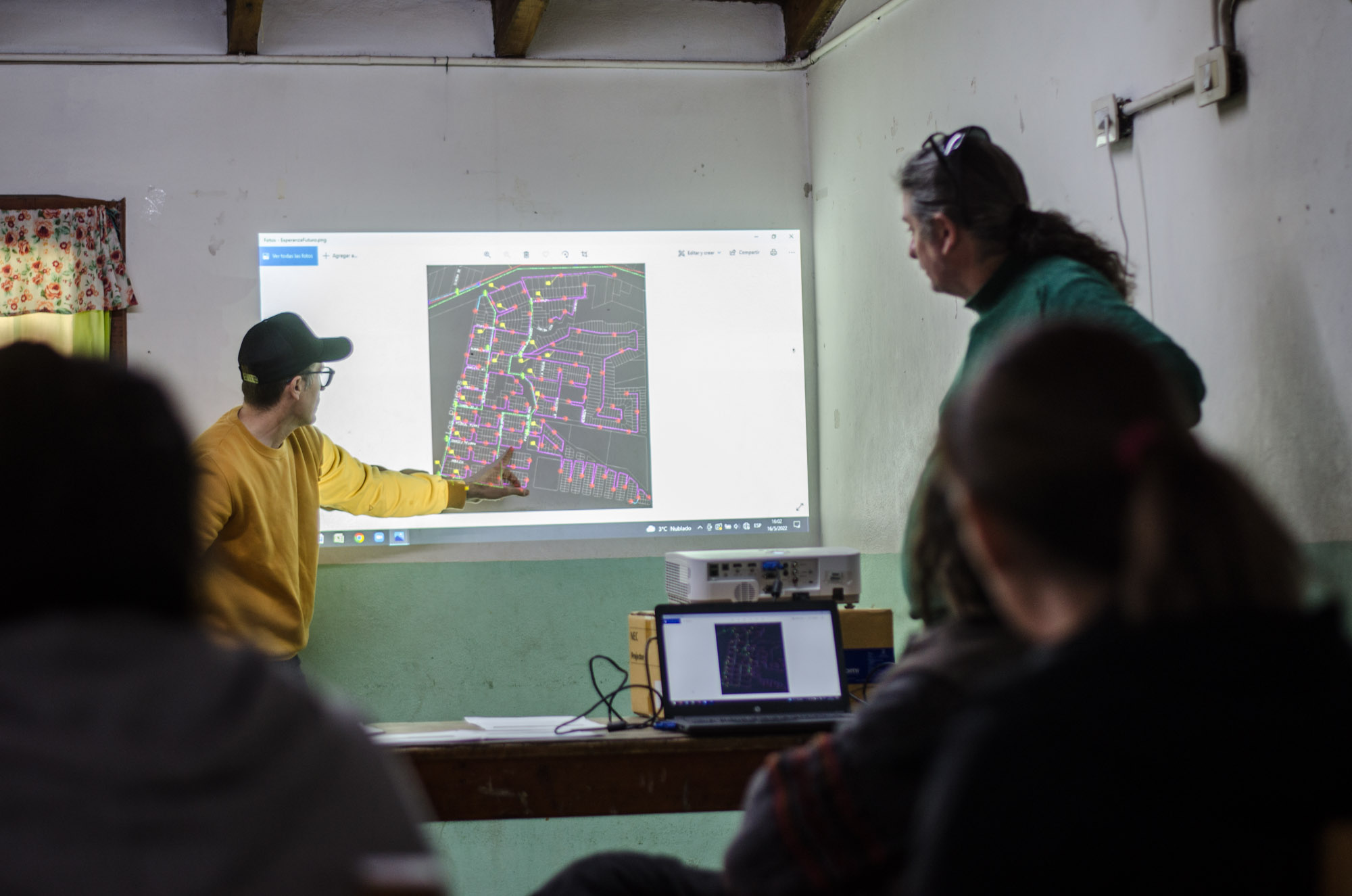 Coopetel: Reunión informativa en el B° Esperanza para acceder a servicios