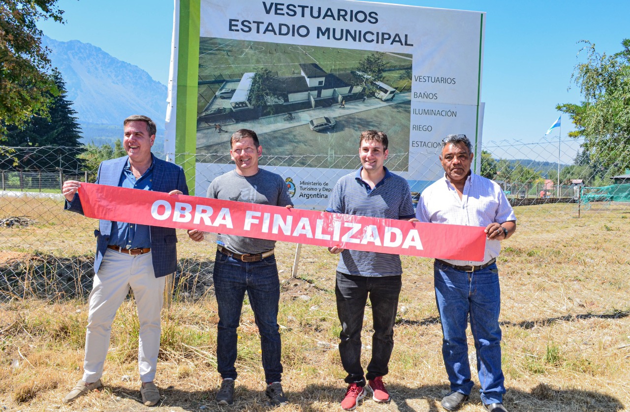 El Bolsón: El Intendente Pogliano inauguró los vestuarios en el Estadio Municipal