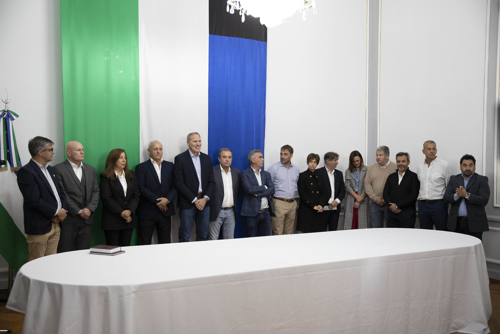 Río Negro: Carreras puso nuevamente en funciones a miembros de su gabinete
