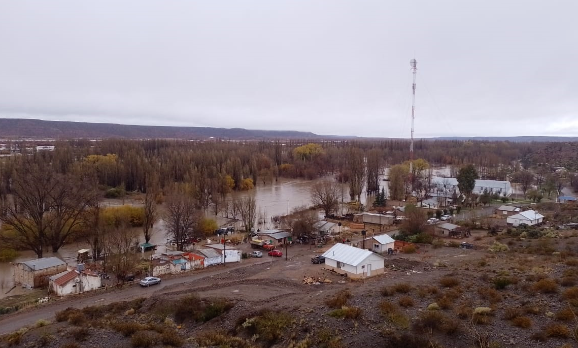 Río Negro: Continúa vigente el alerta por lluvias y desbordes de los ríos Neuquén y Colorado