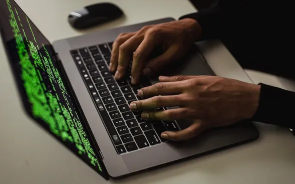 Hackearon el correo electrónico del Ministerio de Mujeres y enviaron mensajes ofensivos