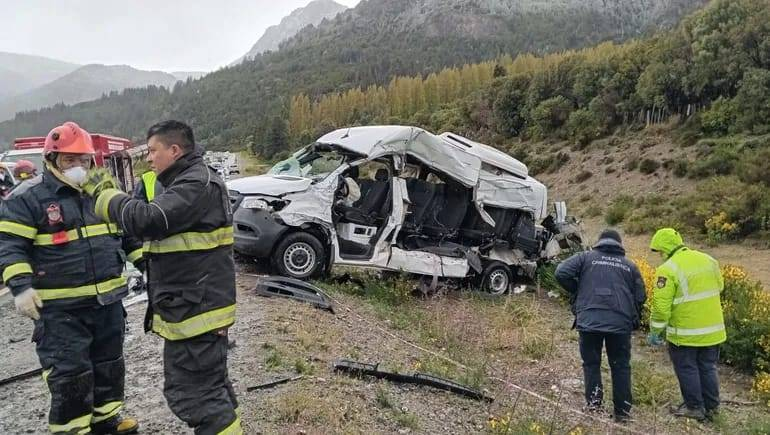 Neuquén: La fiscalía confirmaría este domingo las identidades de los turistas del fatal accidente en ruta 40