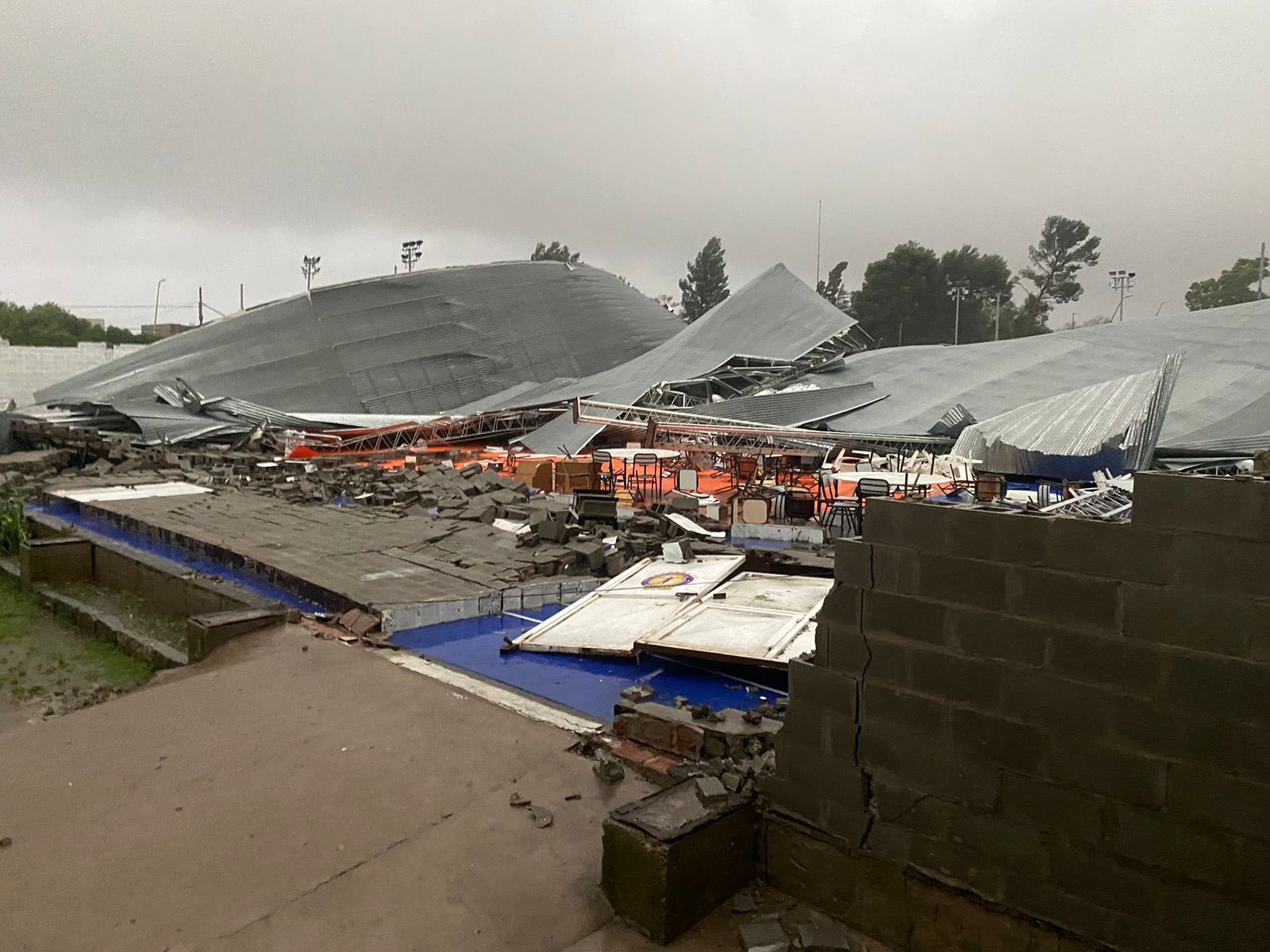 Bahía Blanca: Devastador y violento temporal azotó a la ciudad